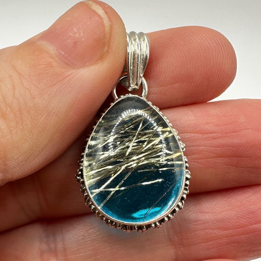 Stunning 15x20mm‎ pear blue dichroic glass and sterling silver pendant! - Picture 9 of 9